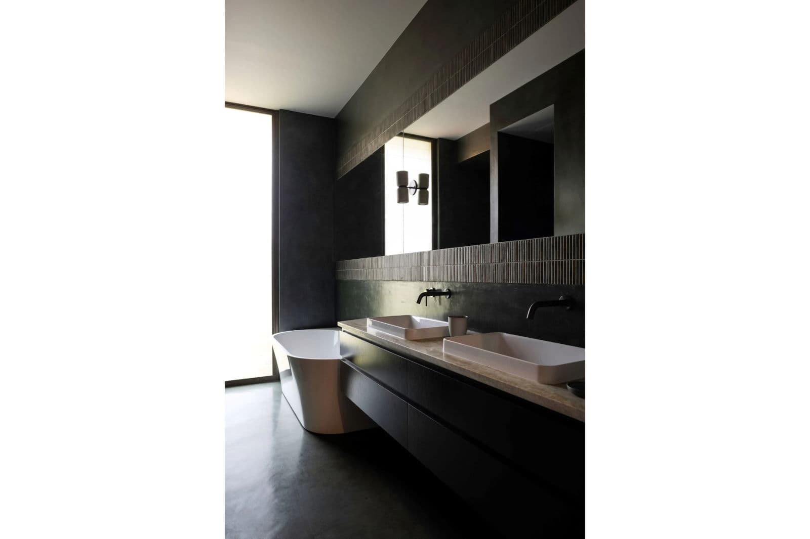Image 15 of 25