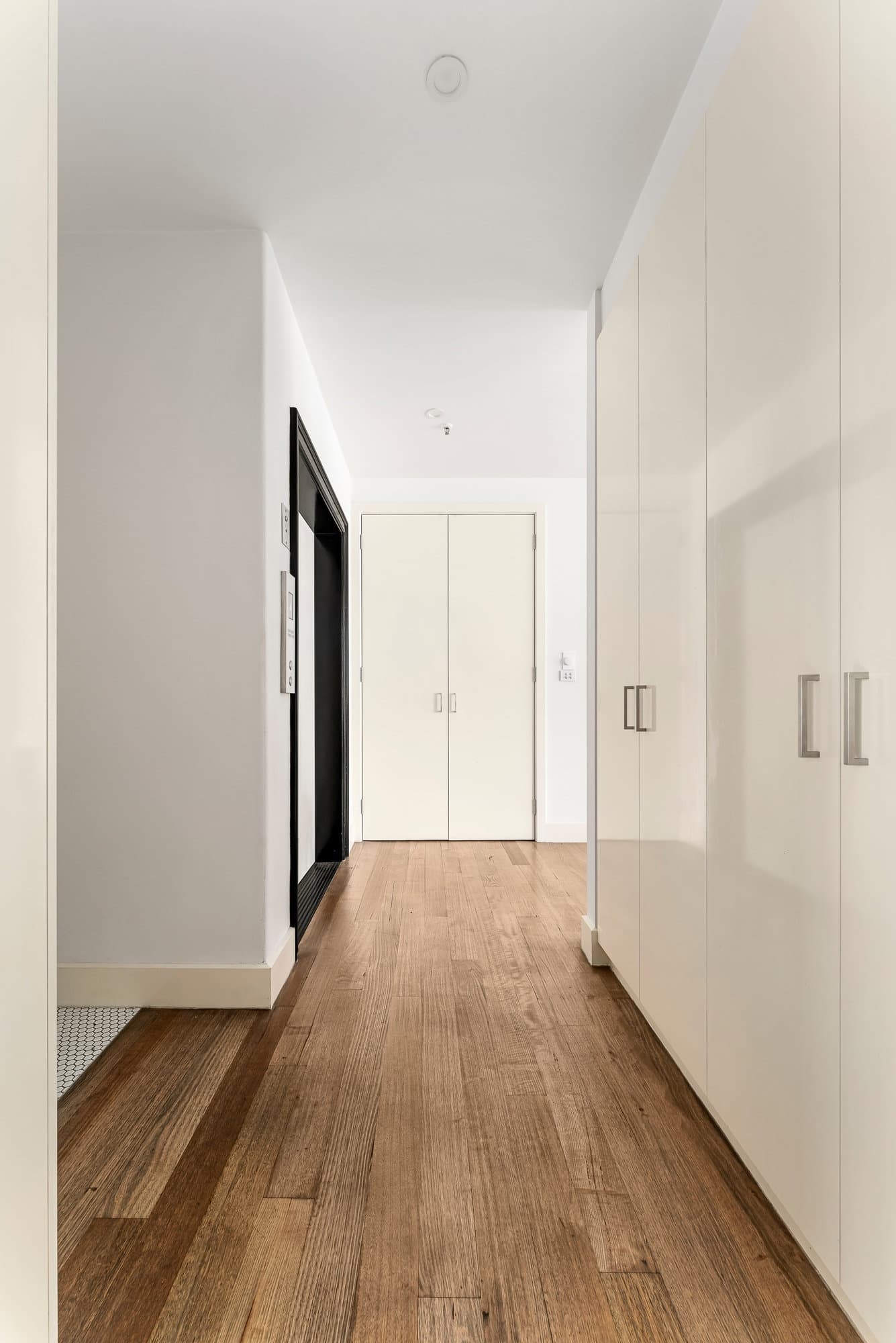 Image 21 of 25