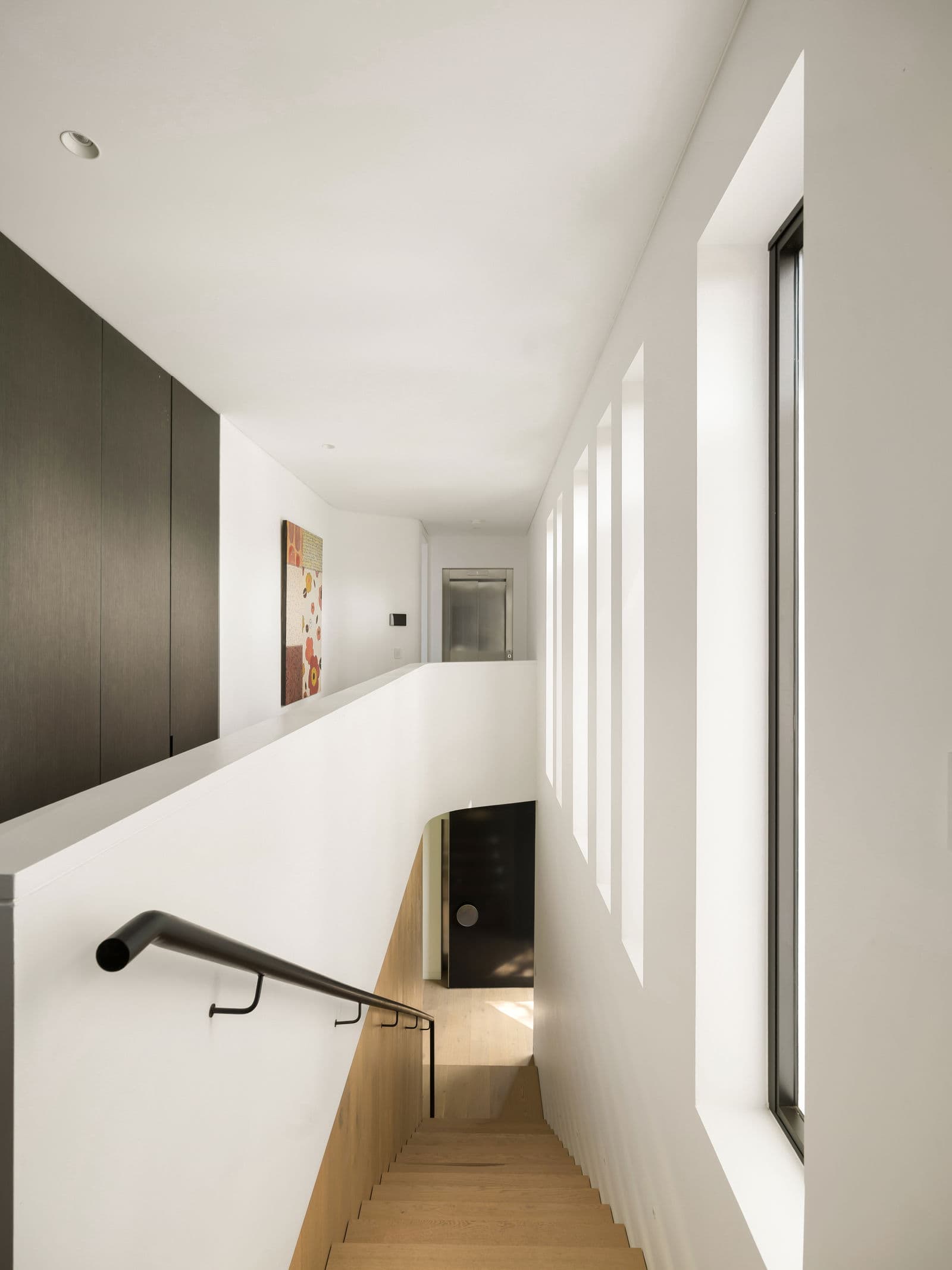 Image 34 of 201