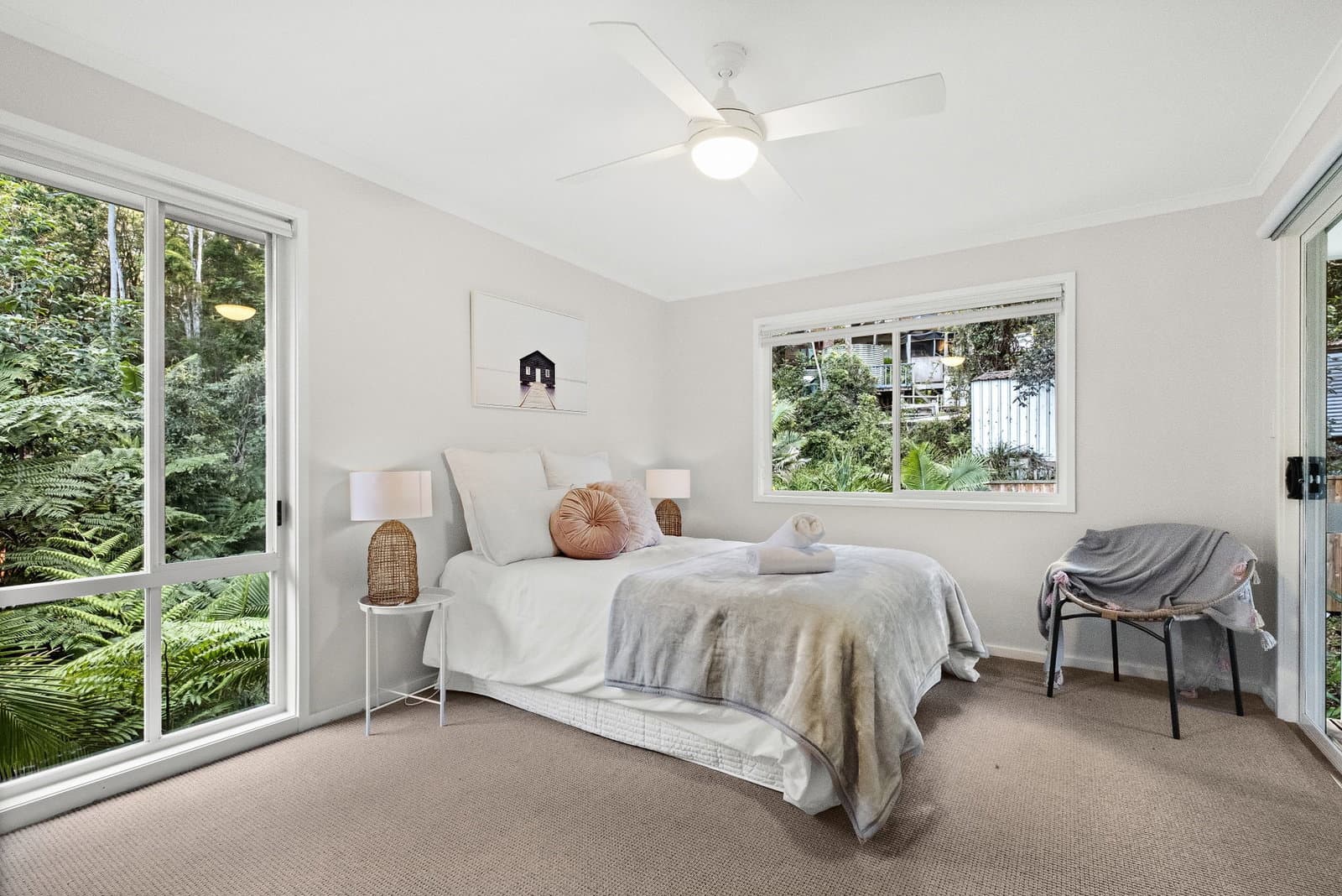 Image 10 of 28