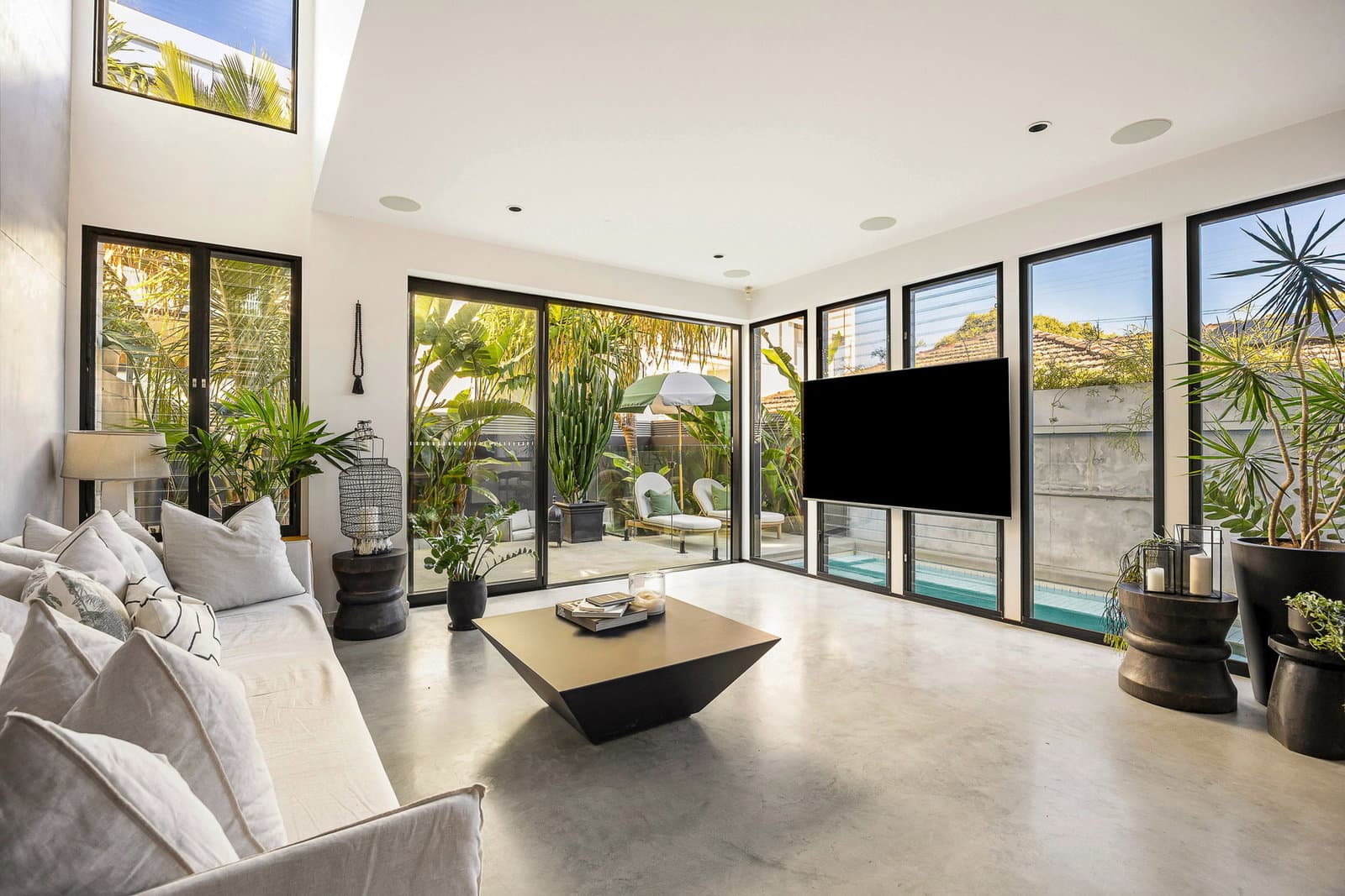 Image 144 of 151