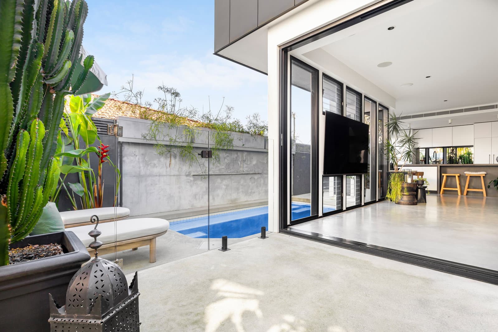 Image 15 of 26