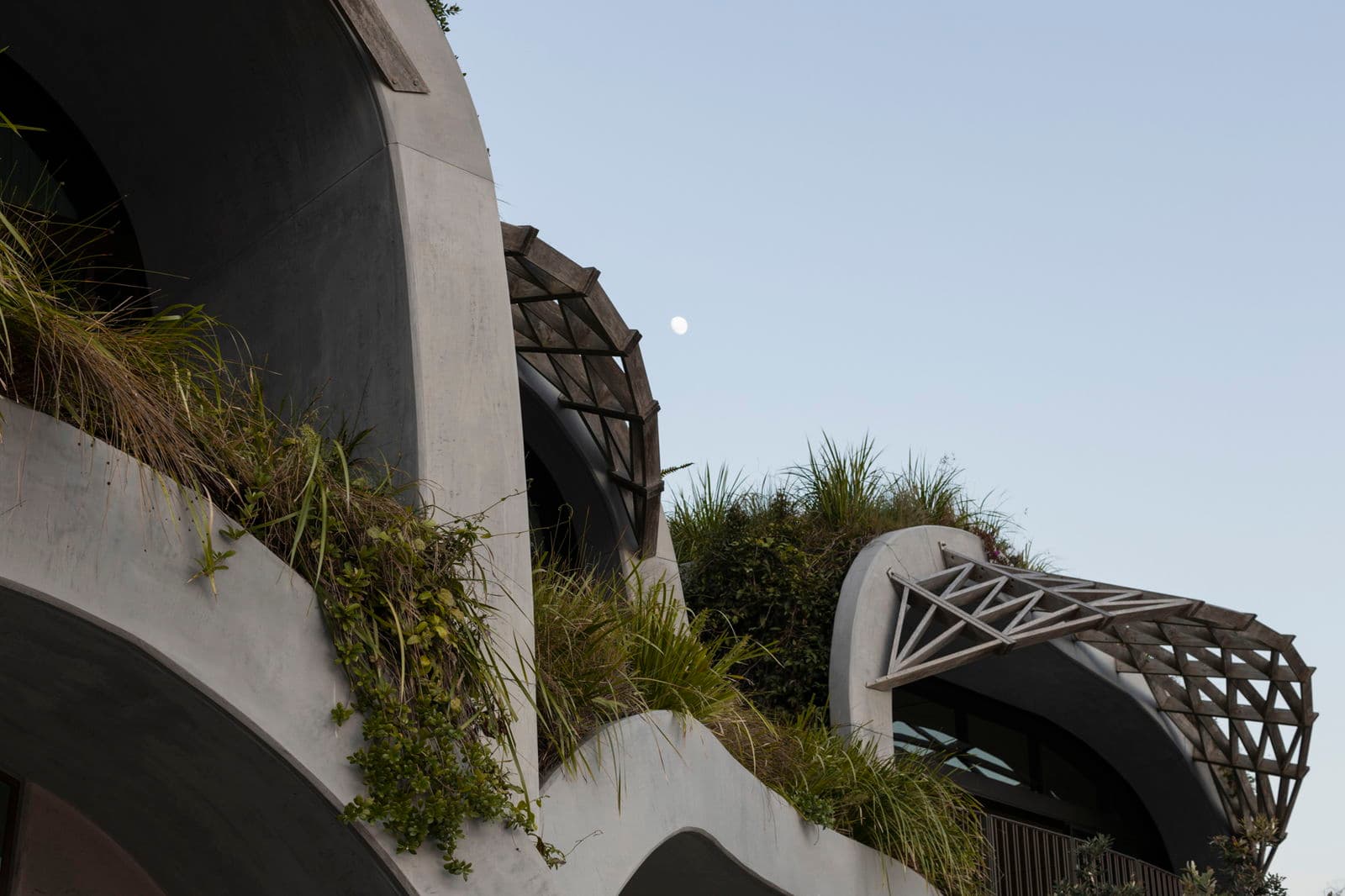 Image 27 of 32
